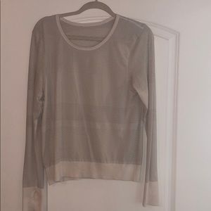 White long sleeve Lululemon shirt